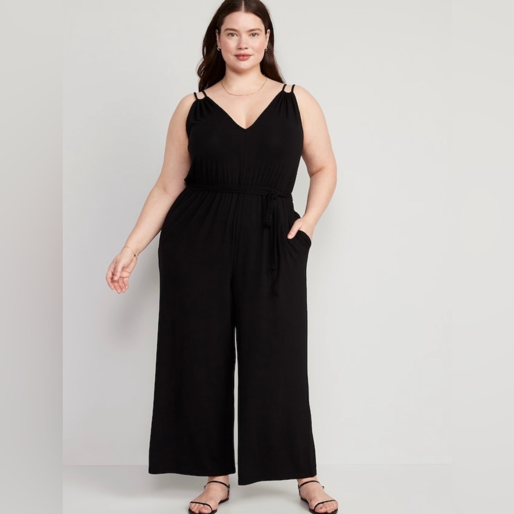 NWT! Black Sleeveless Double-Strap Ankle-Length Jumpsuit - Multiple - Picture 7 of 8